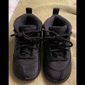 Jordan 12 winter black. Toddler 8c